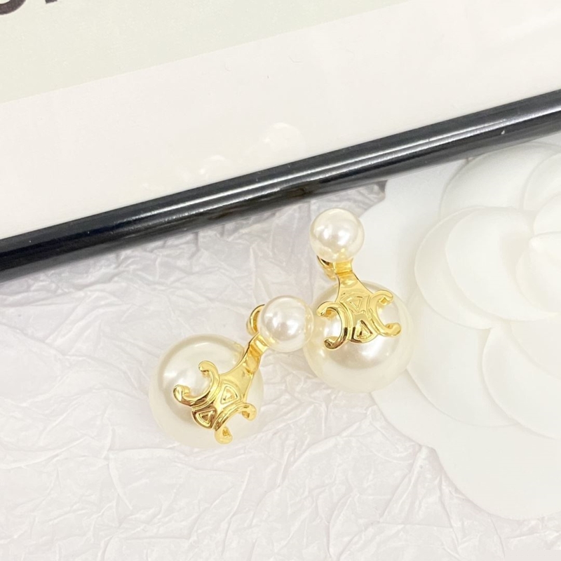 Ce**e earrings